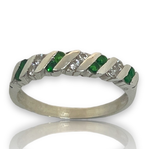 Anillo de Plata 925 Circoñas Engarzadas a mano.
