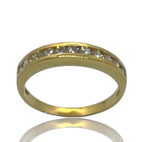 Anillo Medio Sin Fin de Circoñas Engarzadas a mano Realizado en Oro Amarillo 18klts.