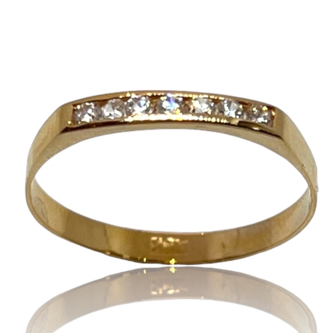 Anillo Realizado en oro Rose 18klts/750 Circonas engarzados a mano.