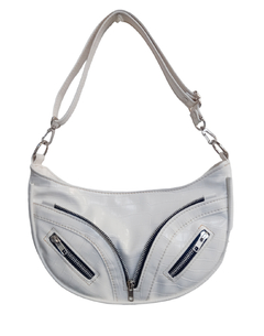 ART. 5074 BANDOLERA MEDIANA EN "CHAROL SINTÉTICO CROCO BLANCO" -