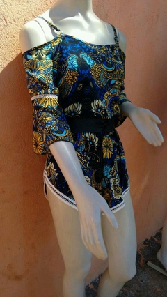 Macacao com estampas de puchar olhares - comprar online