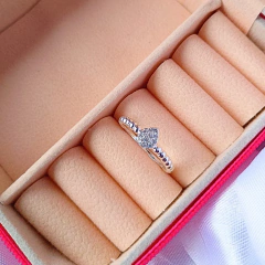 Anel Folheado gota com Zircônia Cristal com 30 milésimos de Prata - comprar online