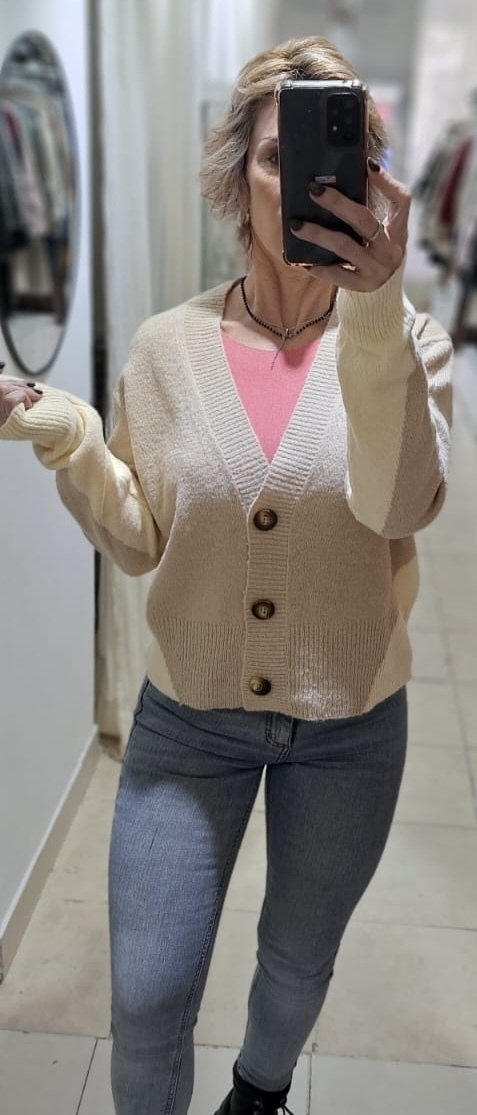 Saco Cárdigan con botones de madera