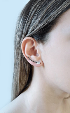BRINCO EAR CUFF PRETO GOTA CRISTAL SEMIJOIA