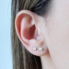 BRINCO EAR CUFF PIERCING ENCAIXE PÉROLAS SEMIJOIA