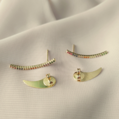 BRINCO EAR CUFF ZIRCÔNIAS RAINBOW SEMIJOIA - Semijoias Exclusivas Elegantes e de Qualidade Online I Moniky Joias