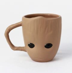 Taza Groot en internet