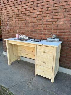 Escritorio Estanciero II tapa de melamina - comprar online