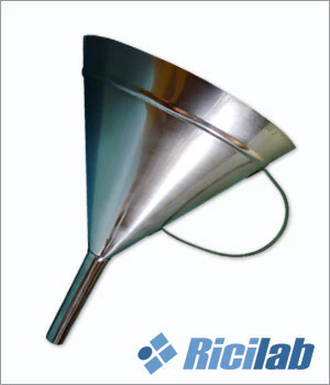 Funil Aço Inox com Alça 250 ml