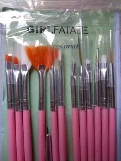 1 KIT PINCEIS ESPECIAIS