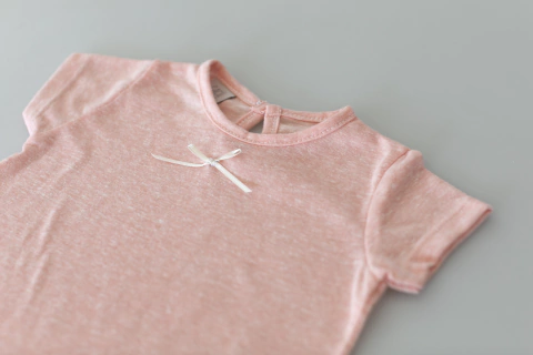 REMERA BEBA CORAL