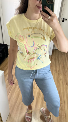 Imagem do Calça Pantacourt Canelada Jeans