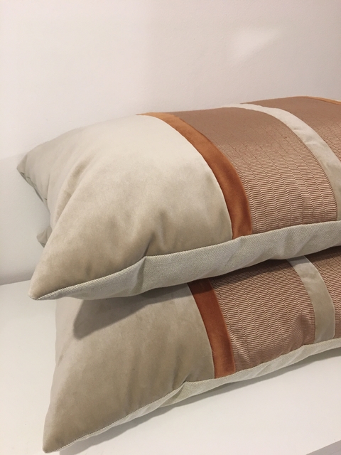 ALMOHADON TERCIOPELO CAMEL COMBINADO