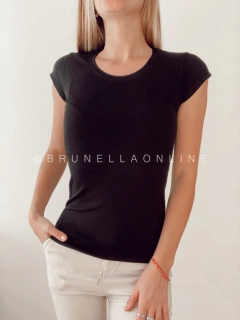 Remera basica x talles