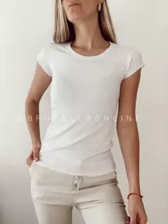 Remera basica x talles en internet