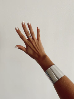 Brazalete clasico corto