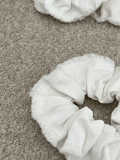 Imagen de Eco scrunchie paloma