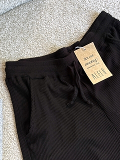 Morley Pants en internet