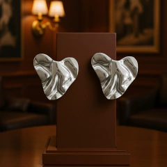 Brinco Feminino Coração Ondine Design Aço Cirúrgico Banhado - comprar online