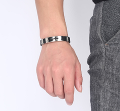 Pulseira Masculina Em Silicone E Aço Inox Com Cruz Vazada ( cod. BS-02 ) na internet