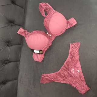((QUEIMA DE ESTOQUE)) Conjunto com bojo em microfibra e renda - Sensuale - 6006