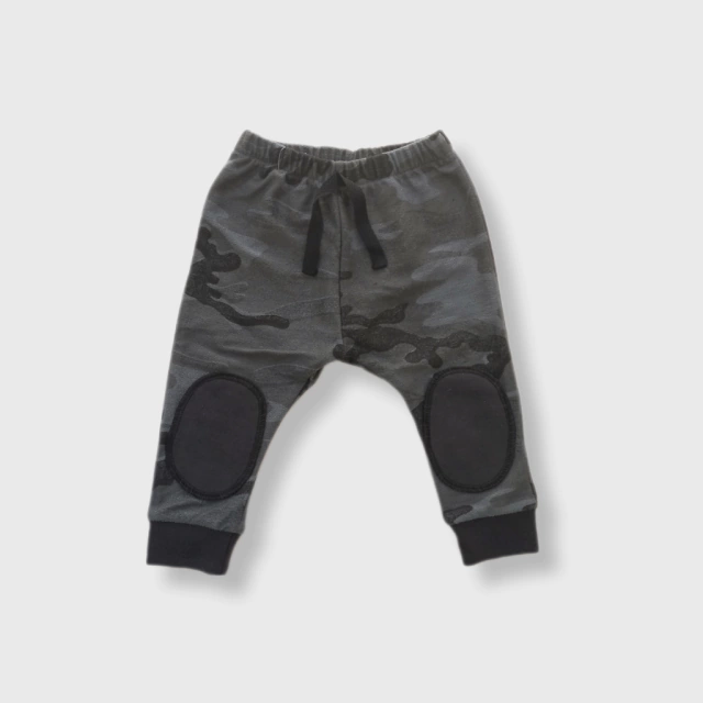 Pantalón camuflado