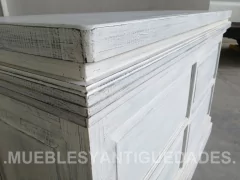 Imagen de Barra mostrador pulpería en madera maciza de puertas recicladas (BA115M)