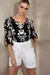 Blusa decote v manga ¾ em voil de viscose com estampa exclusiva - Loja Labyrinth