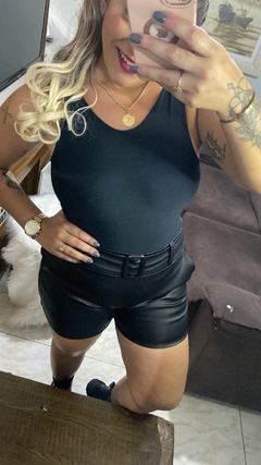 Shorts Couro Fake - Boutique da Carol