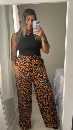 Calça Pantalona Animal Print - comprar online
