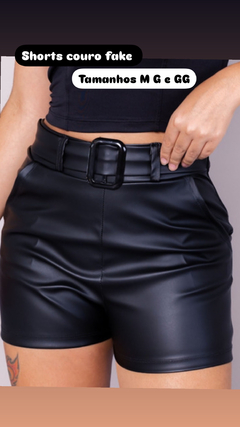 Shorts Couro Fake na internet