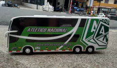 BUSES DE EQUIPOS DE FÚTBOL A ESCALA (Selección Colombia) - comprar online