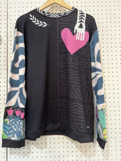 Buzo oversize en internet