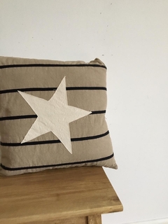 Imagen de Almohadon Star + rayas