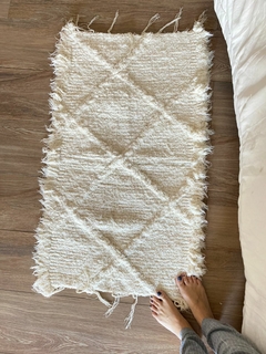 Alfombra telar con rombos