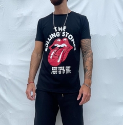 Remera Stones NYC Black en internet