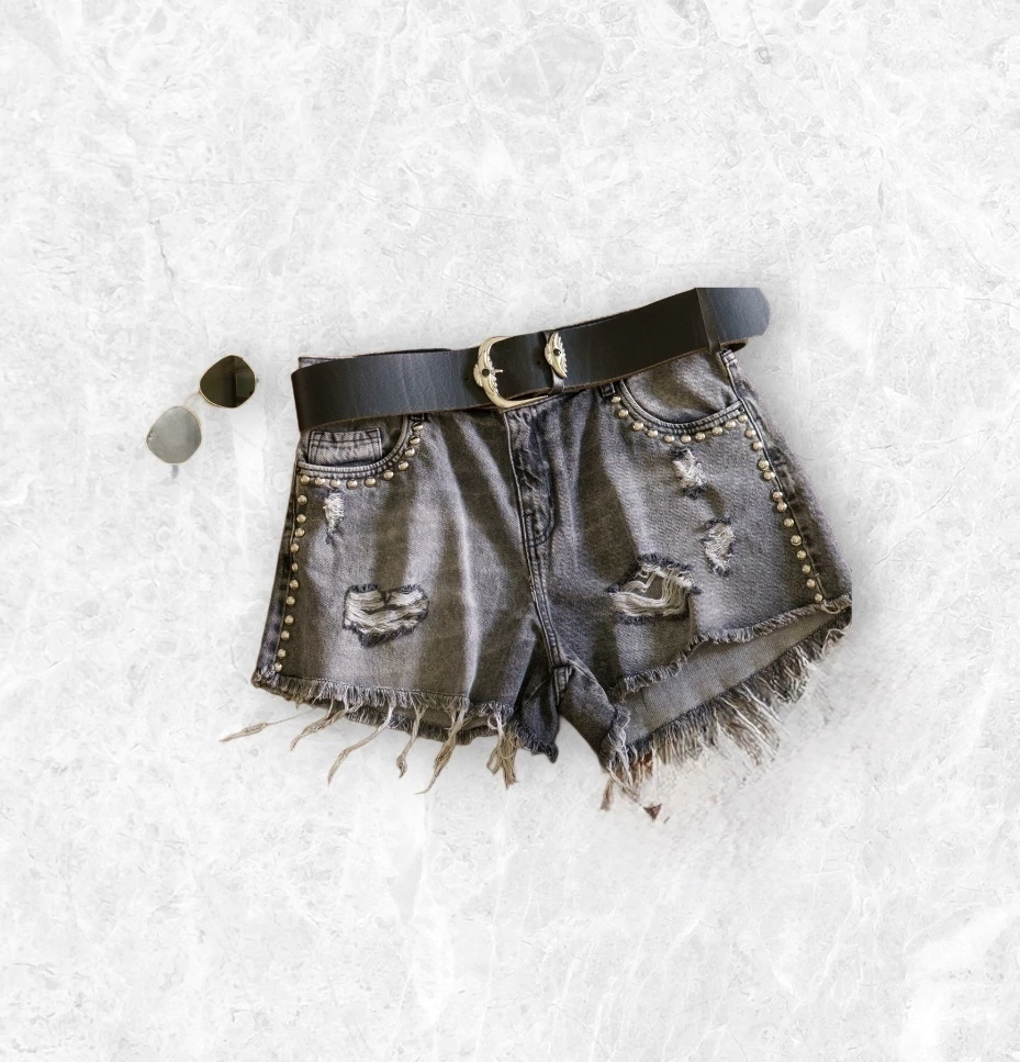 Short de Jean con tachas