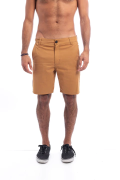 BERMUDA CHINA SLIM FIT CAMEL en internet