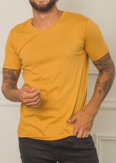 Remera Lennon Mostaza