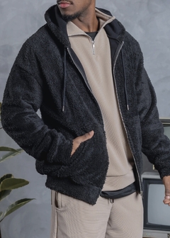 Campera Boxy Teddy Black - comprar online