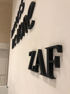 Letras Corporeas en Polyfan - comprar online