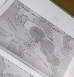 Bíblia capa dura especial - leão e ovelha