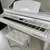 Piano digital de cauda Medeli Grand 510 Branco cor branca, com teclado e banco estofado.