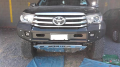 Bumper Paragolpe Reforzado Negro Toyota Hilux 2016+ en internet