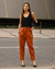 Calça Modelo Cenoura em Couro