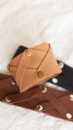 PULSERA CRUZ SUELA - tienda online