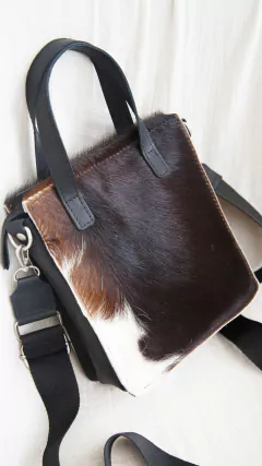 CARTERA TEODORA PELO NEGRO