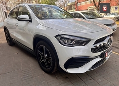 Mercedes Benz GLA 250 4 Matic en internet