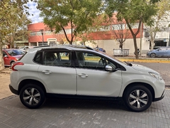 Peugeot 2008 Sport 1.6 - tienda online