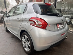 Imagen de Peugeot 208 Feline Pack Cuir 1.6